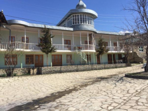 Lahic Hostel